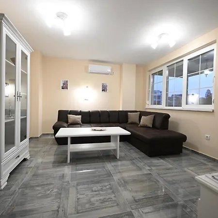 Smestaj Tea Sa Dva Bazena Apartment