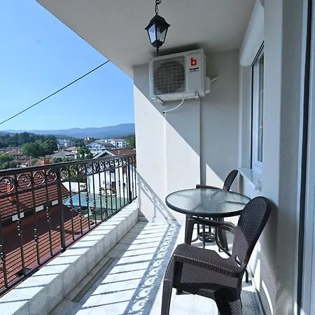 Smestaj Tea Sa Dva Bazena Apartment