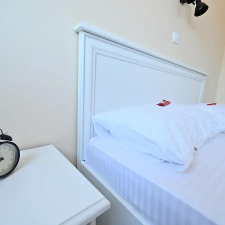 Smestaj Tea Sa Dva Bazena I Besplatan Parking *