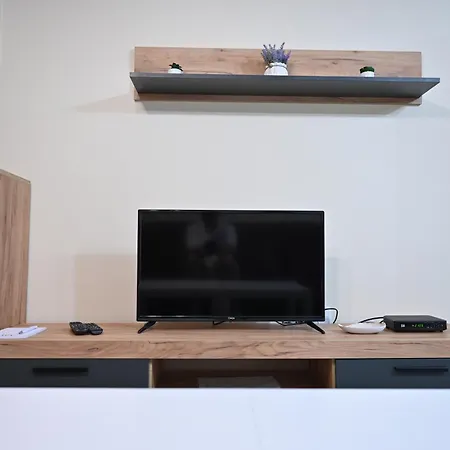 Daire Smestaj Tea Sa Dva Bazena I Besplatan Parking