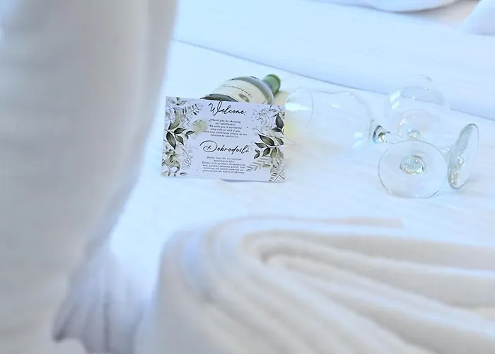 Smestaj Tea Sa Dva Bazena I Besplatan Parking شقة