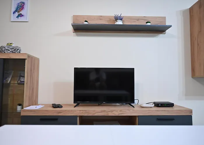 شقة Smestaj Tea Sa Dva Bazena I Besplatan Parking